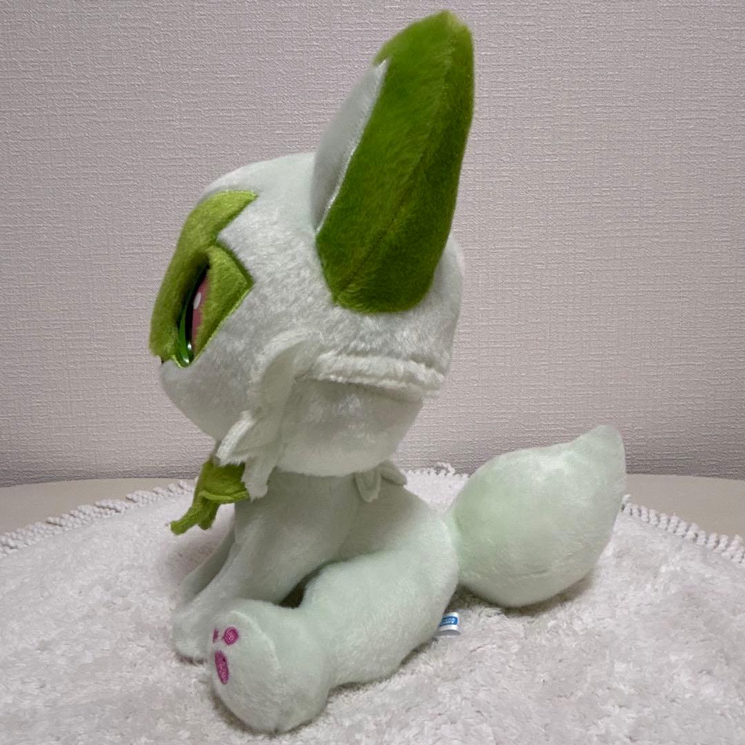 美品　ポケットモンスター なでてみつめてぱちくりニャオハ