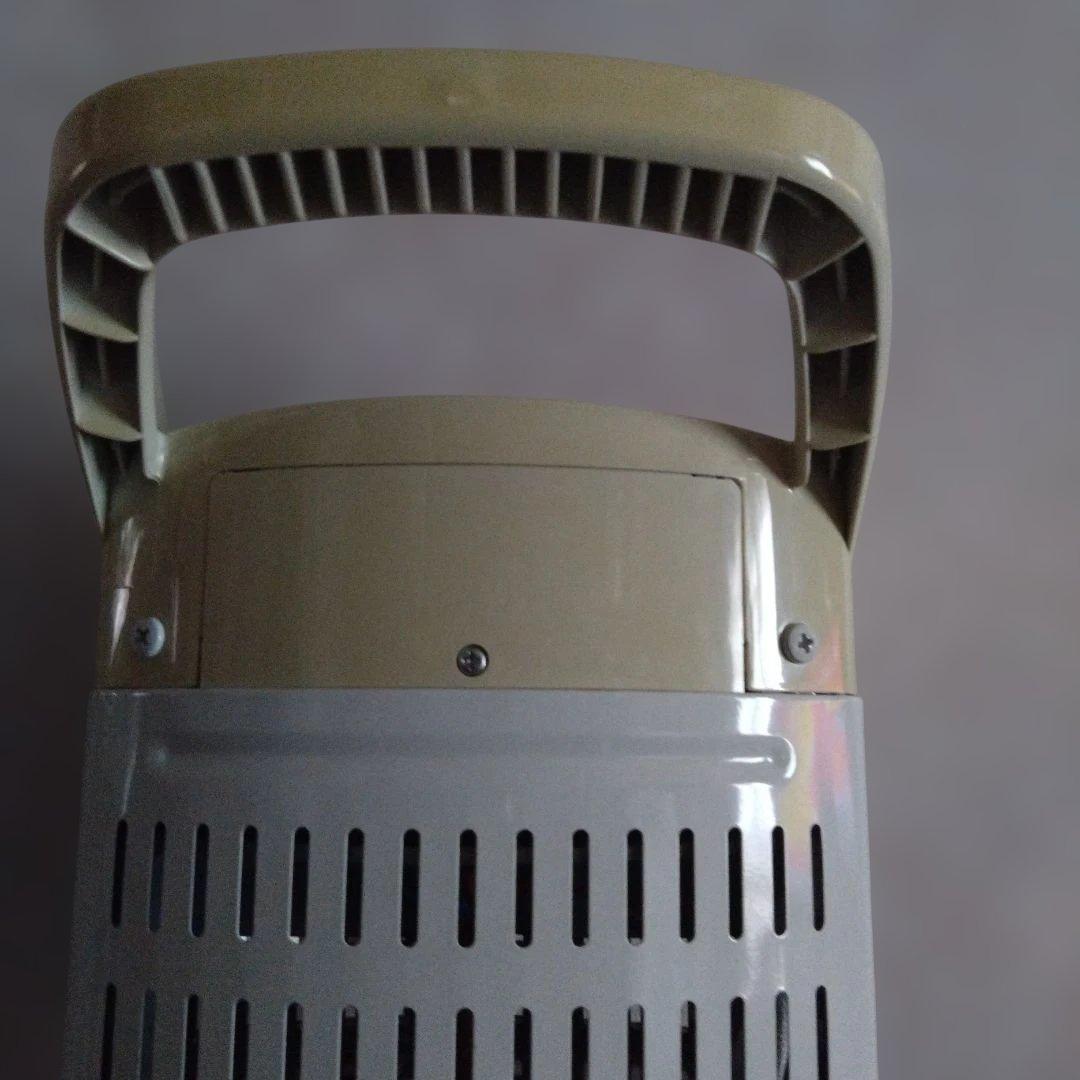 CORONAタワー型電気ヒーター シルバー