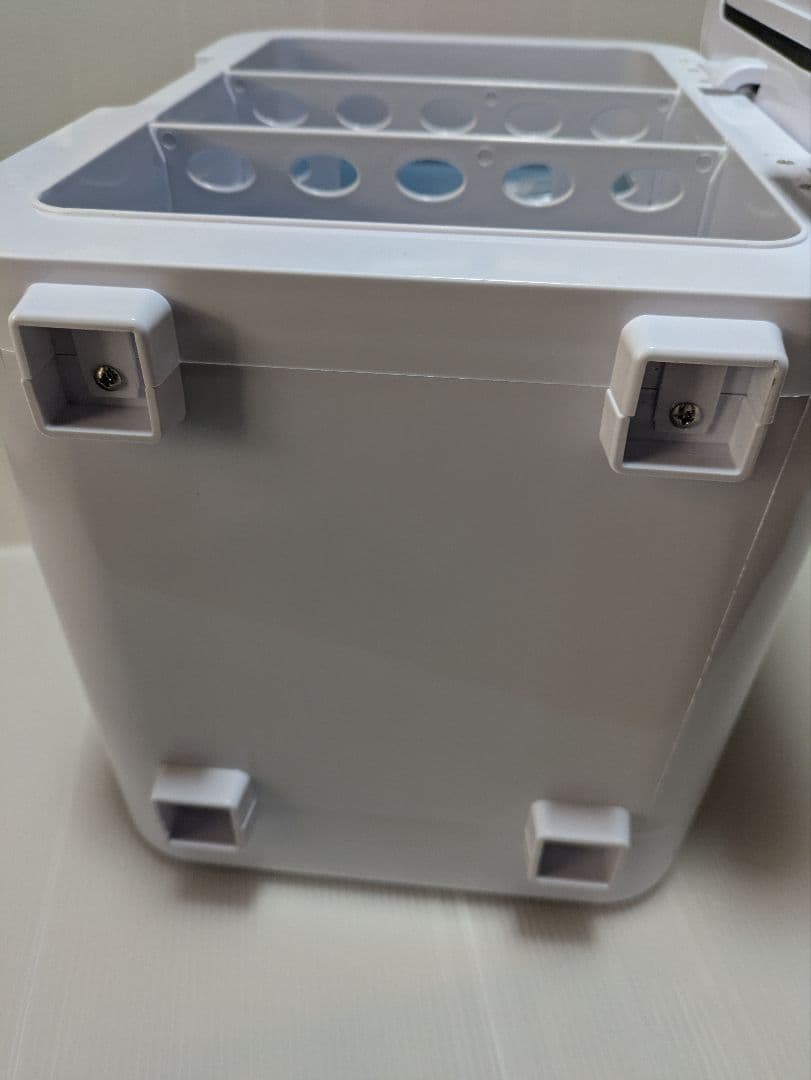 ミニ冷蔵庫 デジタル表示 2段棚付き