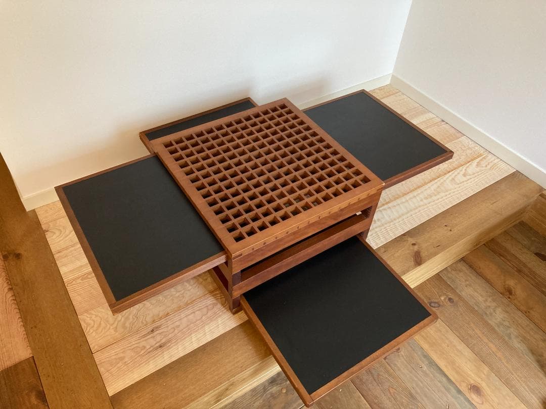 ベラート Bellato テトラ Tetra コーヒーテーブル