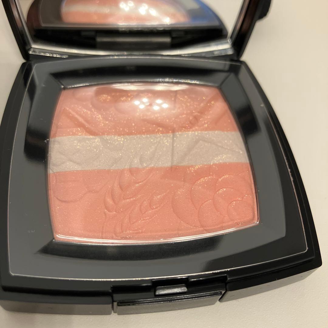 レ シーニュ ドゥ シャネル 997 ローズ ルミエール フェイスカラー