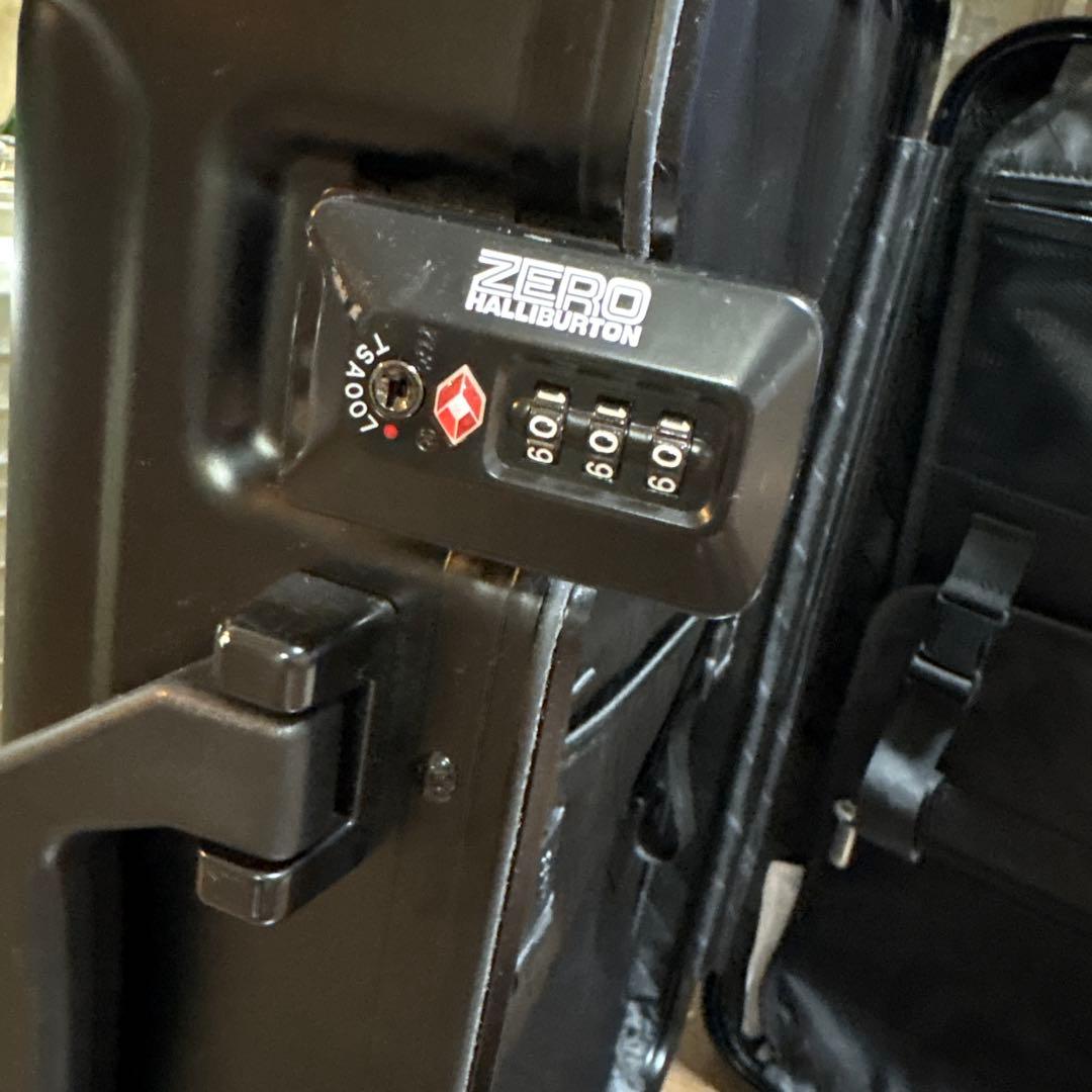 ゼロハリバートン　アメリカ製ステルス　マットブラックGeoAluminum3.0