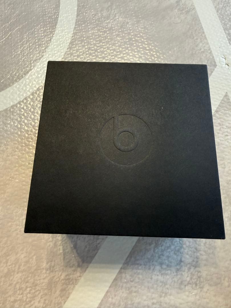 Powerbeats Pro ネイビー 本体と充電ケーブル