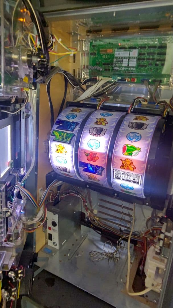 パチスロ 創聖のアクエリオン2 アミューズメント用 カプセル払い出し