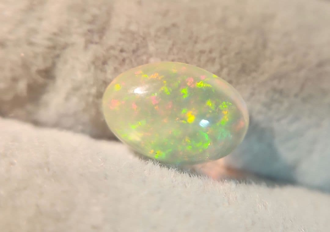 天然ファイアーオパール 1.365ct