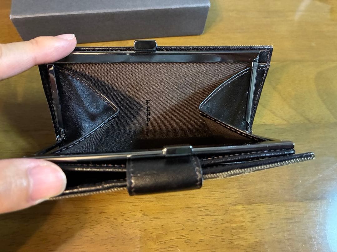 FENDI 財布　二つ折り財布