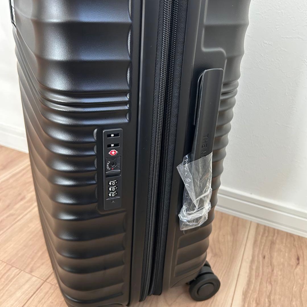 新品未使用　ノースフェイス　キャリーケース　キャリーバッグ　20インチ　黒