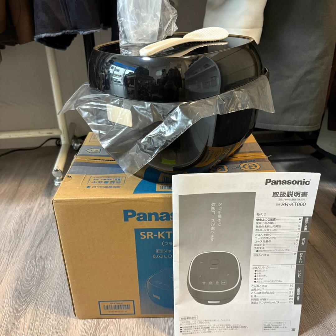 【新品・未使用】 Panasonic SR-KT060 炊飯器 2024年製