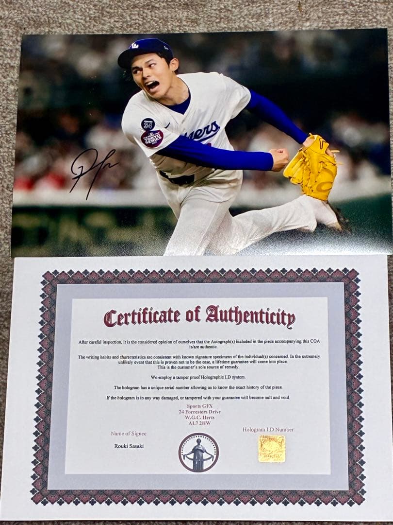 n*n様 特別SALE！新品未使用！佐々木朗希　　　　　　直筆サイン入フォト保証