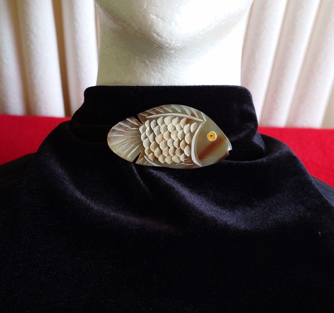 ヴィンテージ ブローチ 水牛 彫刻 魚 モチーフ E48＆198＆D95 3点