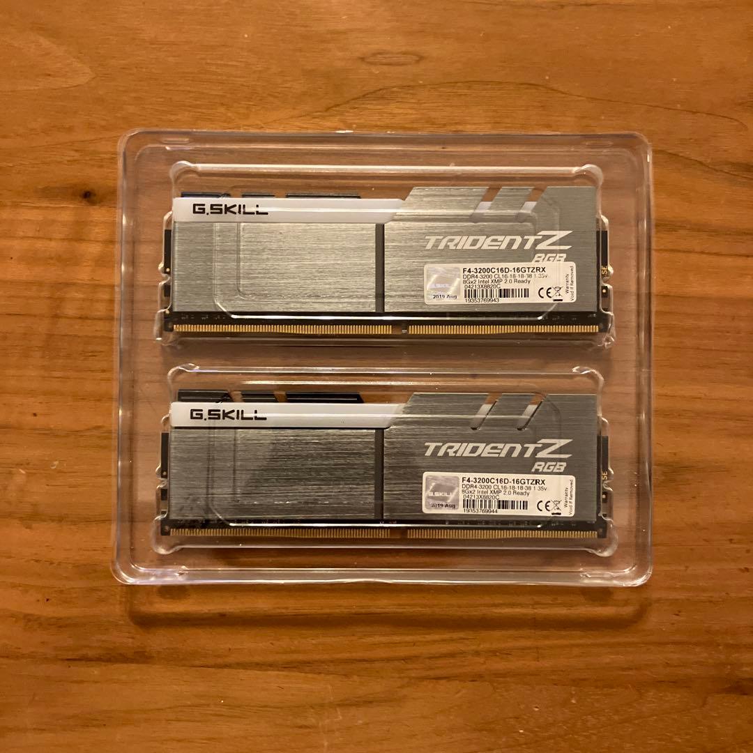 G.SKILL TRIDENT Z RGB 8GB×2枚