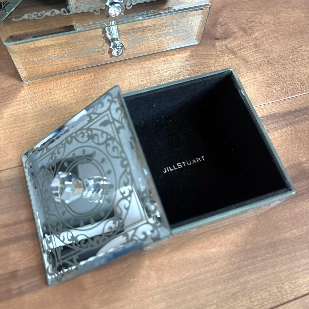 【美品・非売品】ジルスチュアート　ガラスコスメ収納　引き出し・フタ付きケース