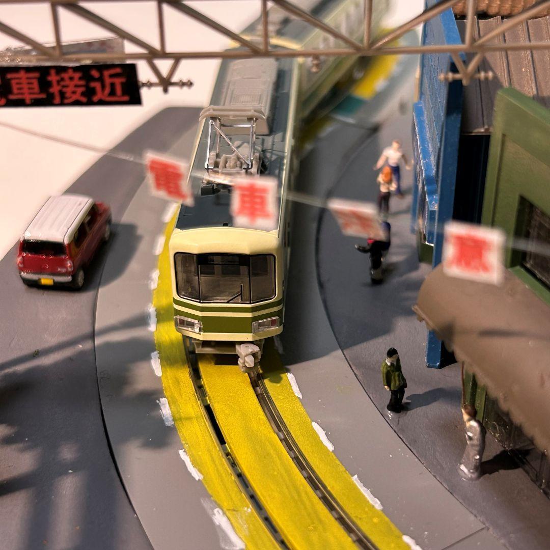 江ノ電　江の島駅付近　併用軌道 鉄道ジオラマ　Nゲージ 展示台