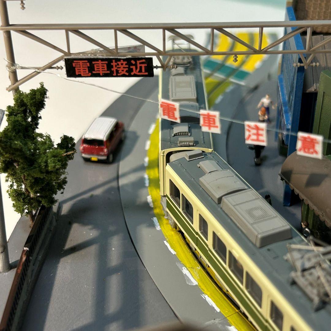 江ノ電　江の島駅付近　併用軌道 鉄道ジオラマ　Nゲージ 展示台