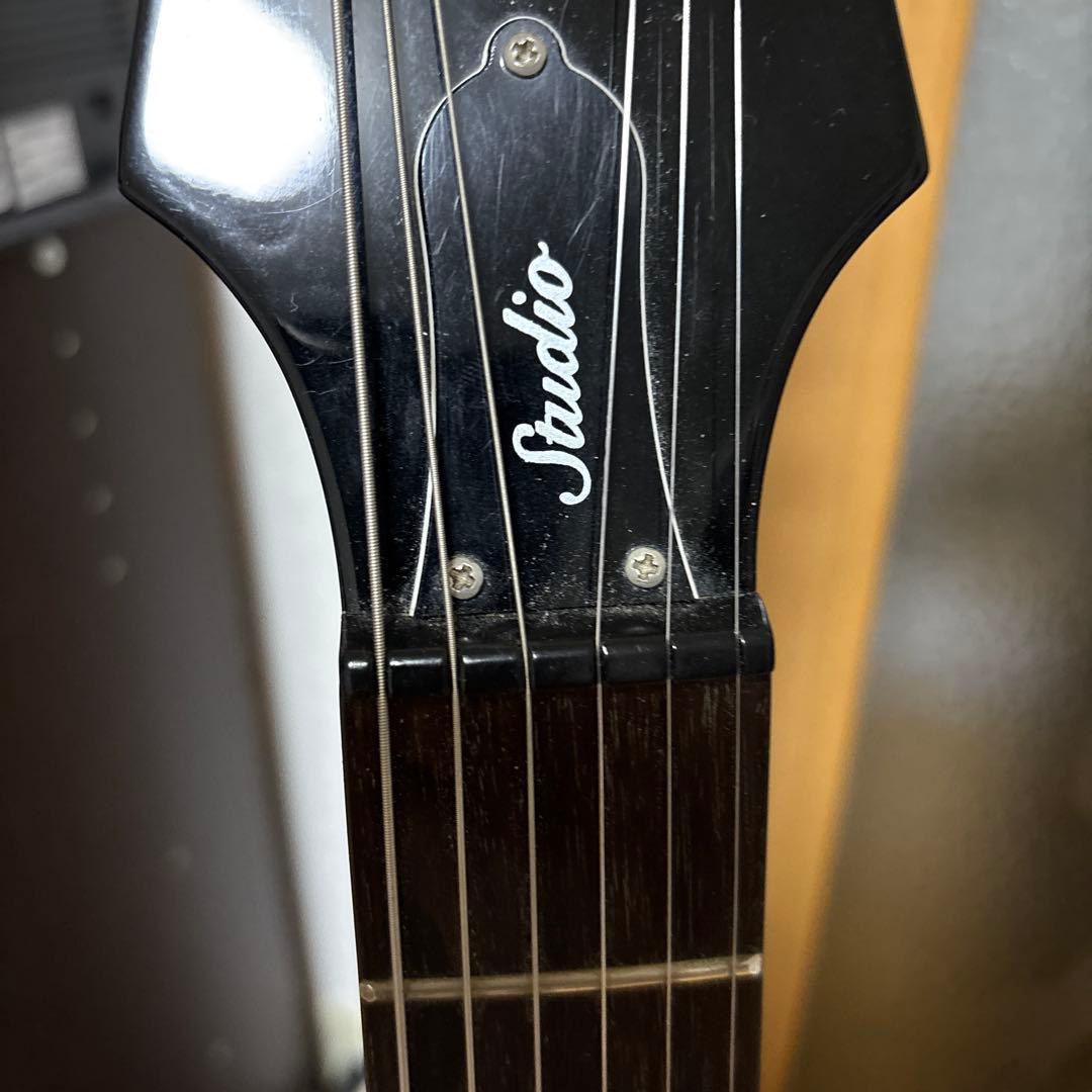 Epiphone Les Paul スタジオ黒とエピフォンハードケース