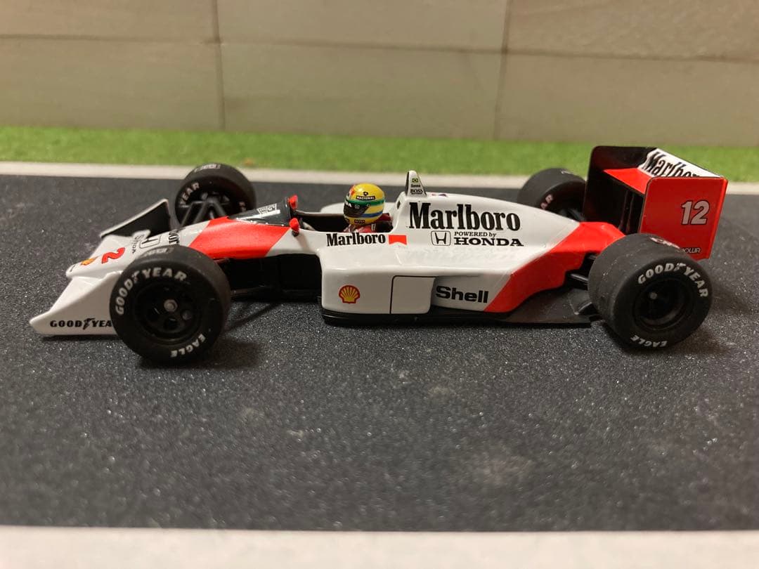 ミニチャンプス(マルボロ仕様)‼️マクラーレンホンダMP4/4 アイルトンセナ