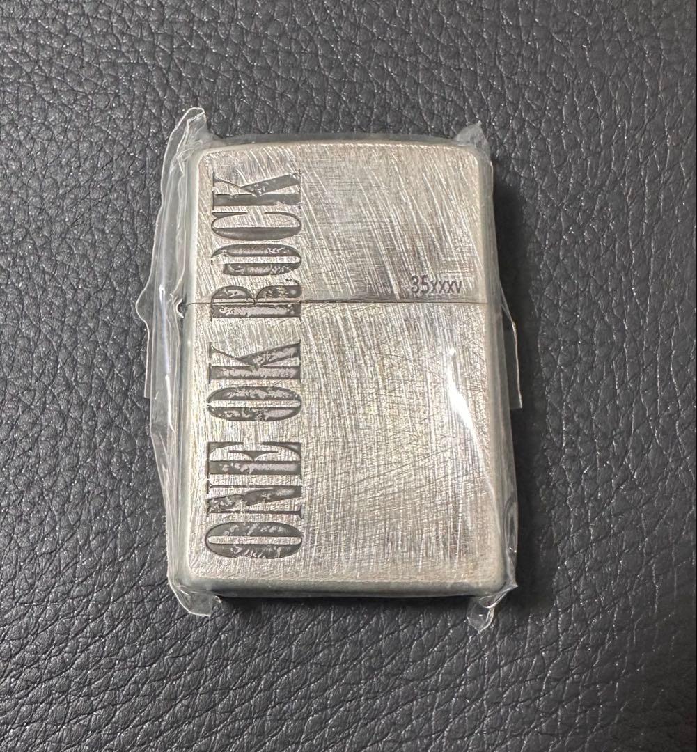 ミュージシャン ONE OK ROCK zippo