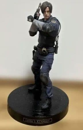 バイオハザードRE:2 コレクターズエディション同梱品 レオンケネディフィギュア