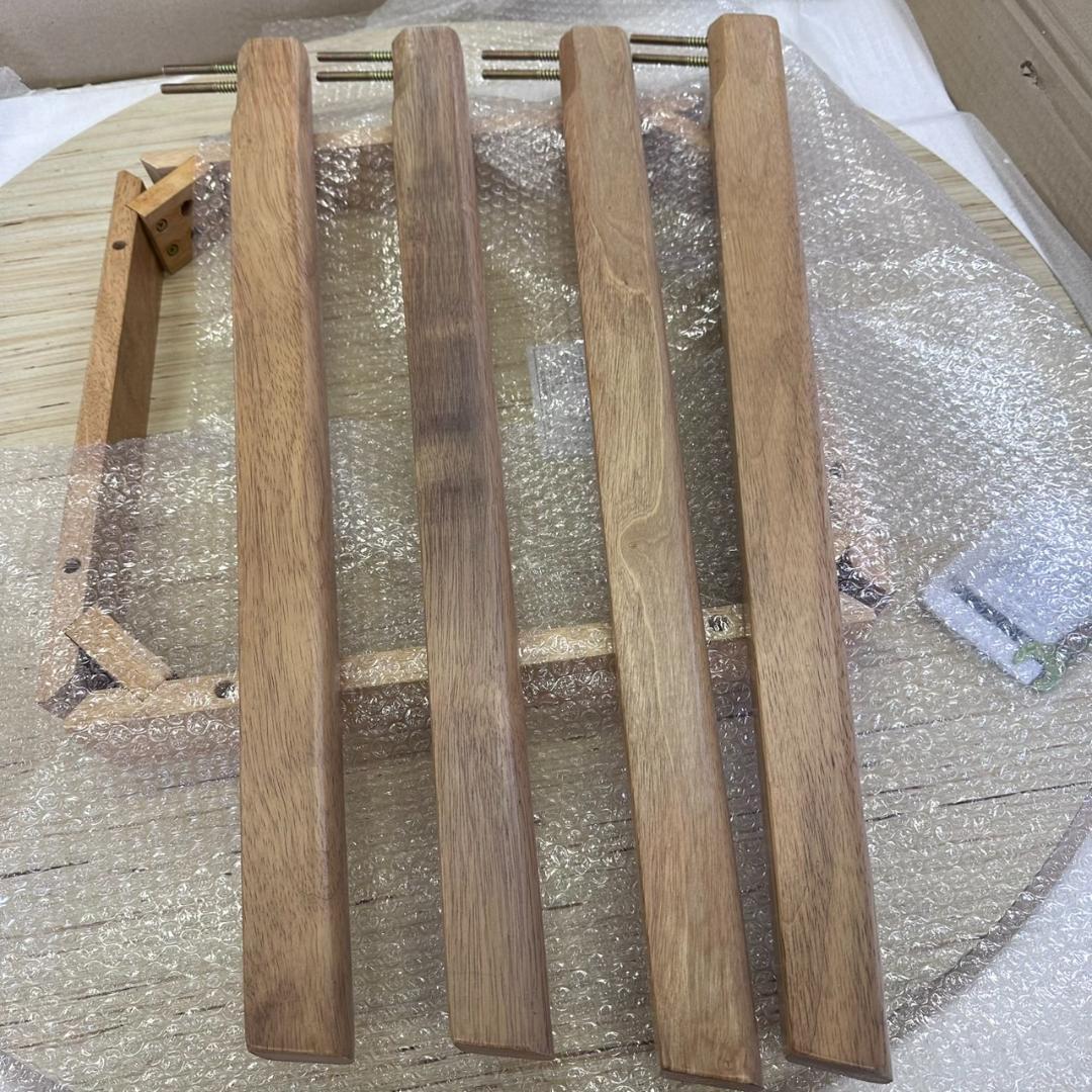 【新品・未使用】　ダイニングテーブル　(約)幅90×奥行90×高さ70cm