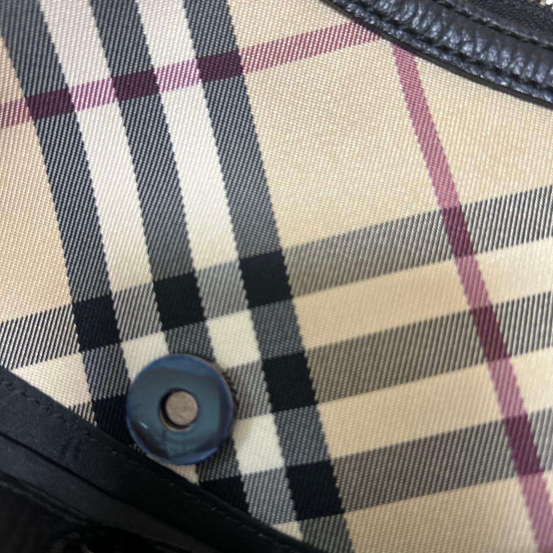 バーバリーナイロンショルダーバッグ