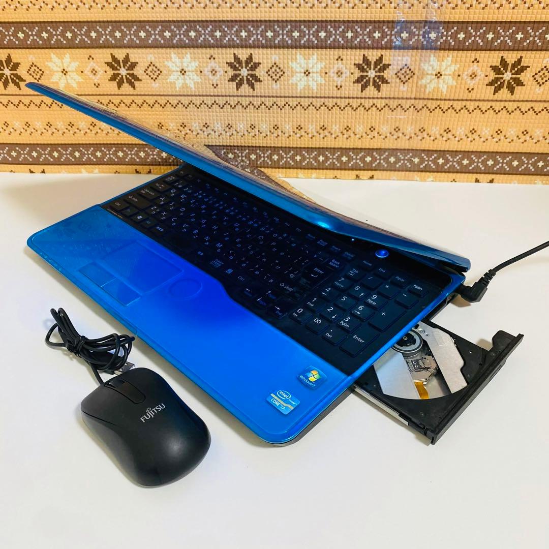 Y976 富士通ノートパソコンWEBカメラi7高速SSDサクサクWindow11