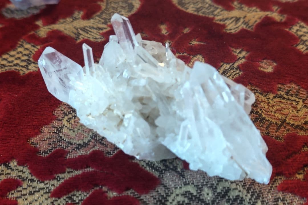 水晶クラスタークリスタル浄化虹入りレインボー