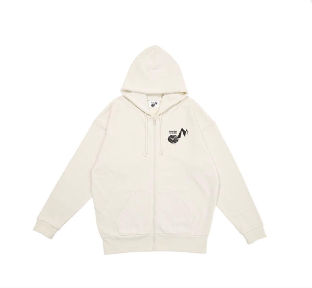 新品未開封  Man ON パーカー いつもより大きいサイズ(XL)