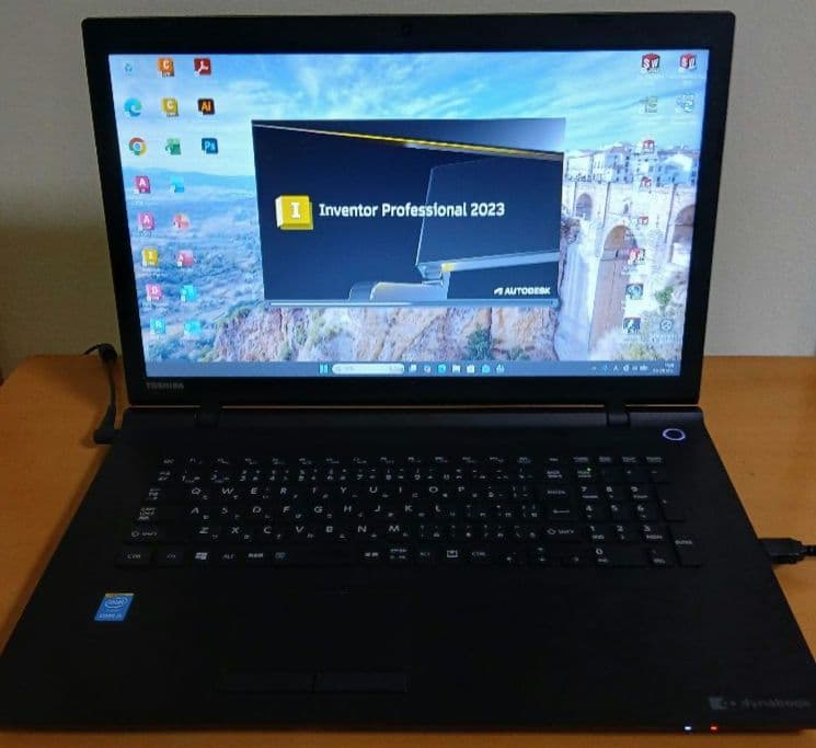 Autocad lt 2023 TOSHIBA　ノートパソコン