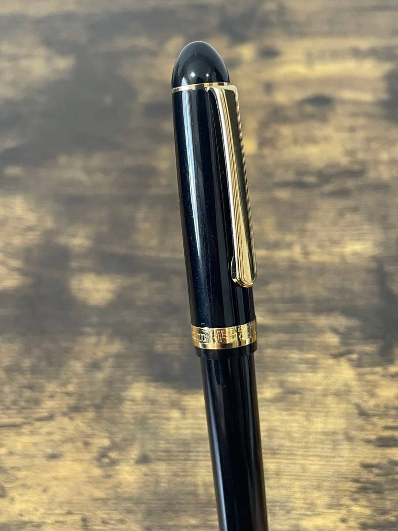 試筆のみ　細軟ニブ　14金　ゴールド×ブラック　プラチナ　万年筆