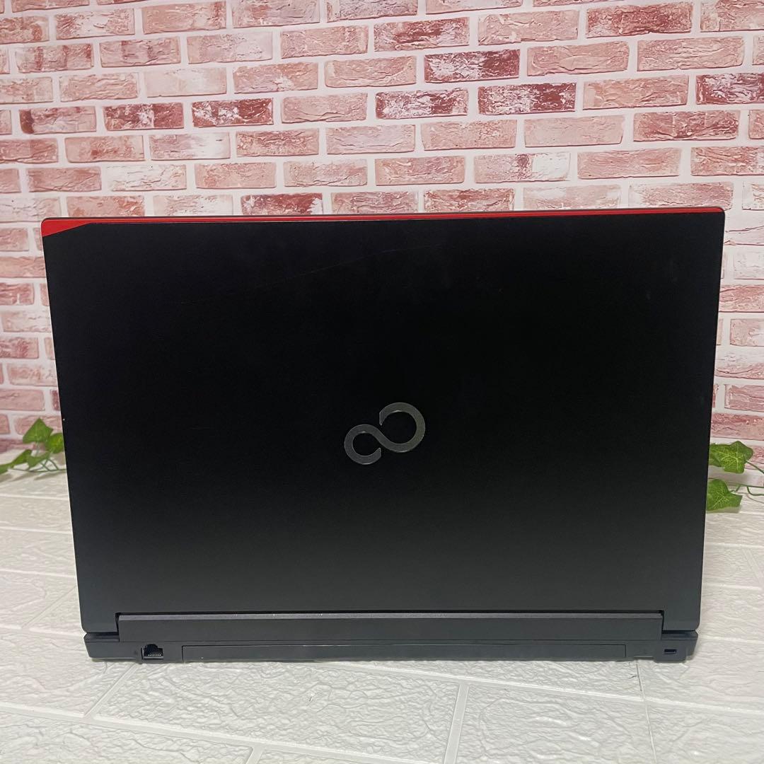 ★美品富士通500GB メモリ8GB★A576/P Win11ノートPC308