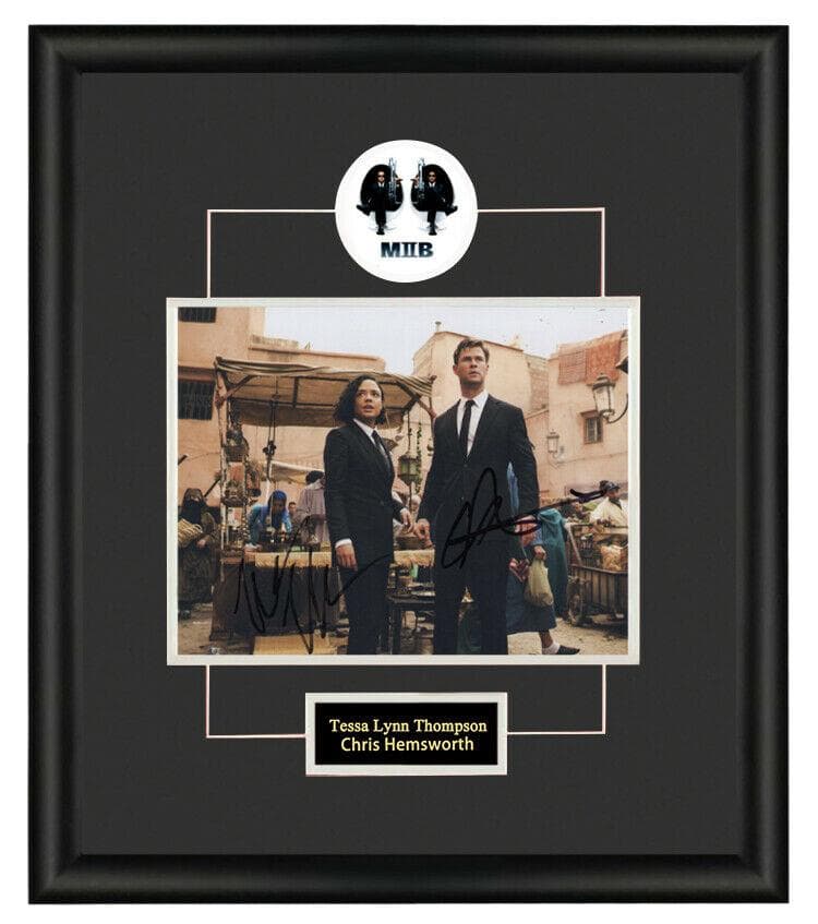 直筆サイン入り写真 テッサ・トンプソン クリス・ヘムズワース SA鑑定済