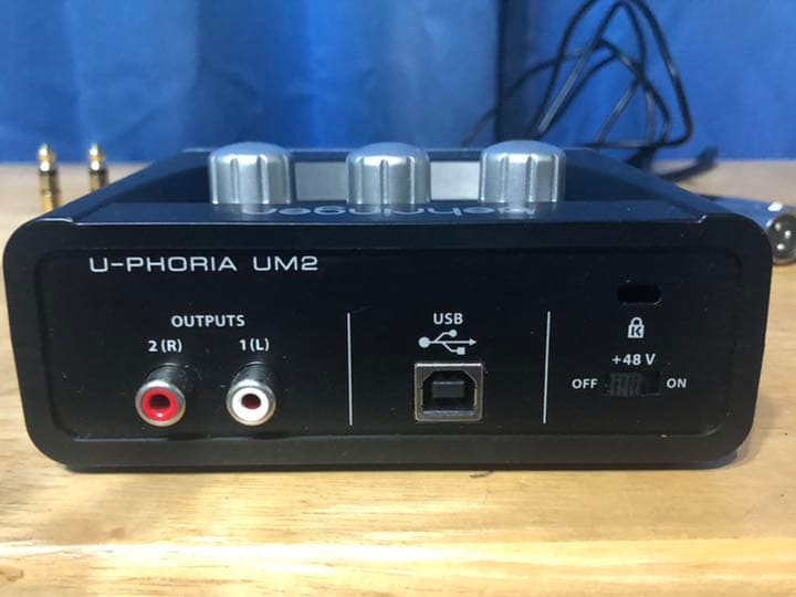 歌ってみたなど、高音質で録音できます！オーディオインターフェイス