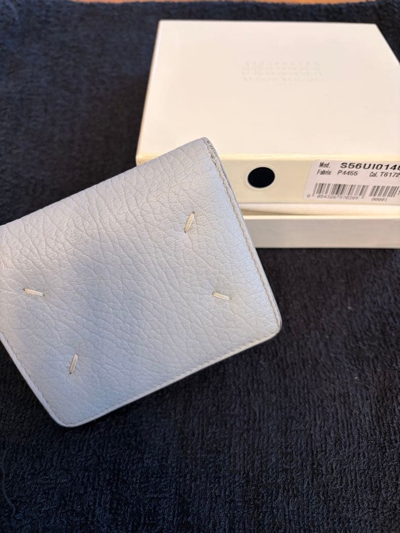 Maison Margiela レザー 二つ折り財布 ライトグレー 箱付き