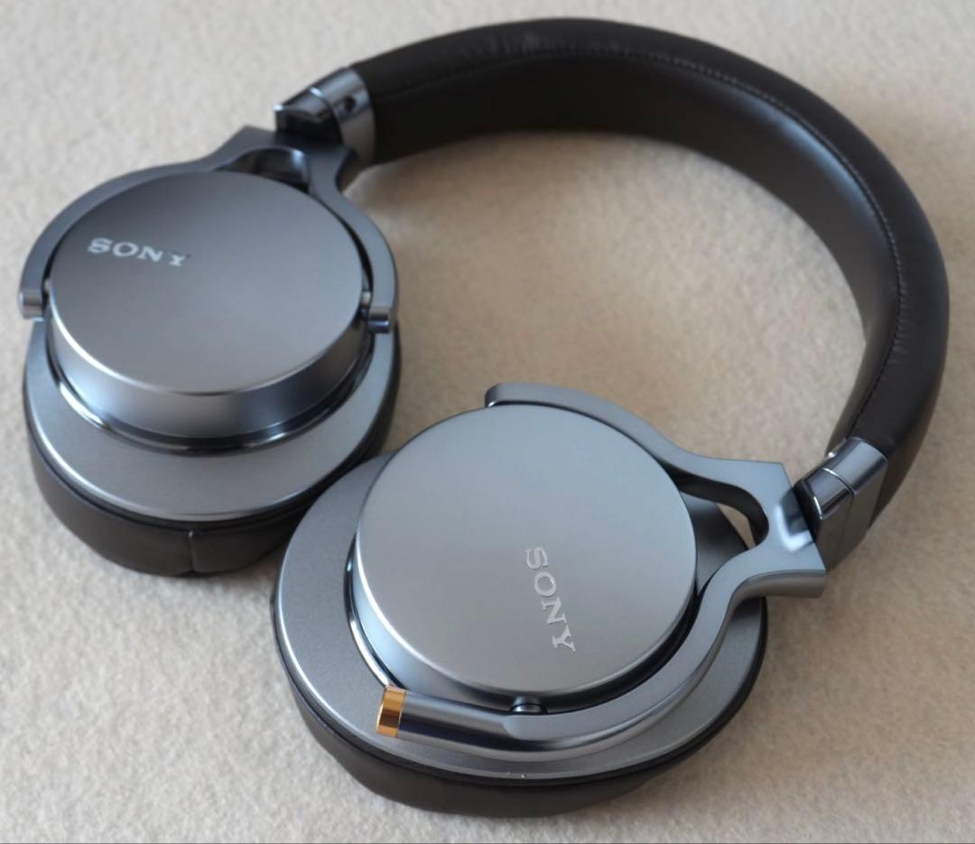 SONY ステレオヘッドホン MDR-1A（シルバー）