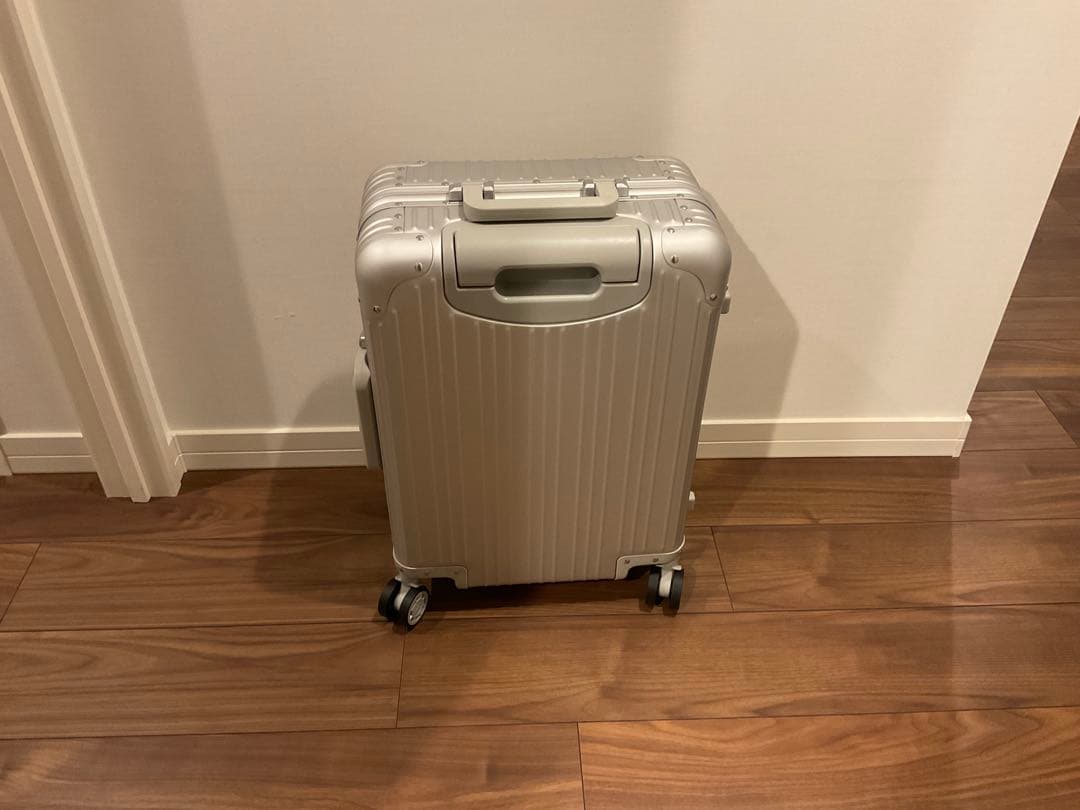 Mercedes-Benz シルバーキャリーケース