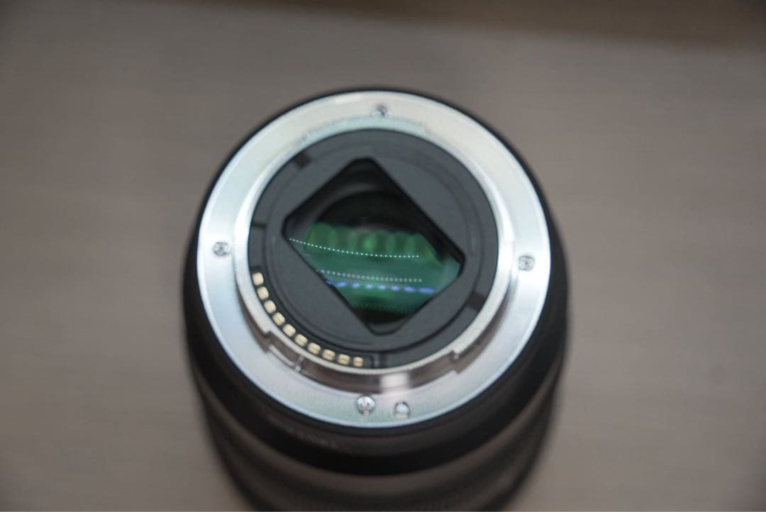 sel1655g ソニー　16-55mm F2.8 Gレンズ