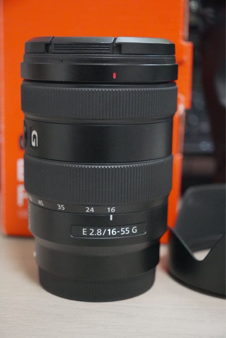 sel1655g ソニー　16-55mm F2.8 Gレンズ