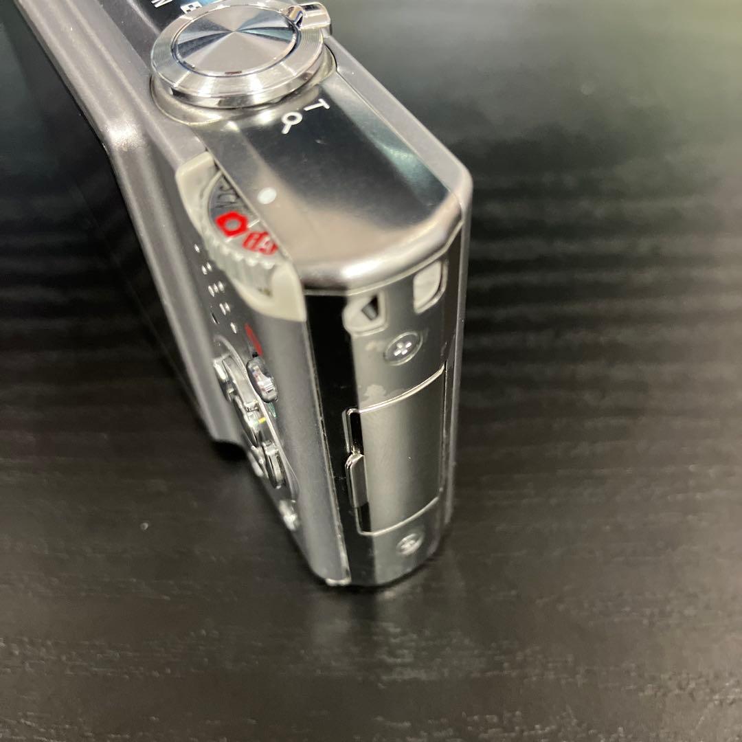 LUMIX 12メガピクセル コンパクトデジタルカメラ　Panasonic