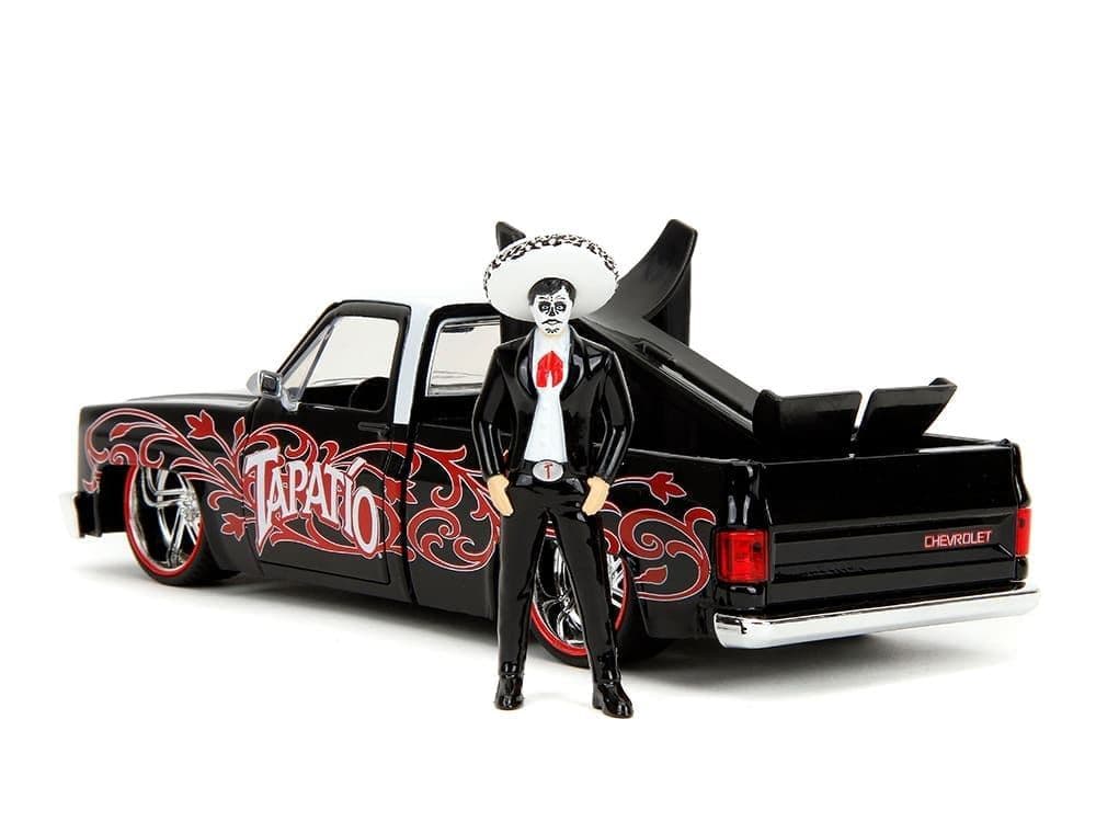 JADA Tapatío Charro Man Chevrolet C-10