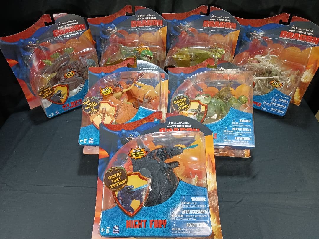 【超希少】ヒックとドラゴン　フィギュア 7体セット