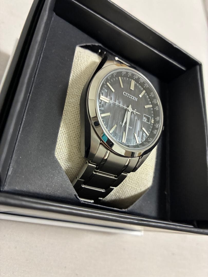 シチズン CB0261-53E h145 新品