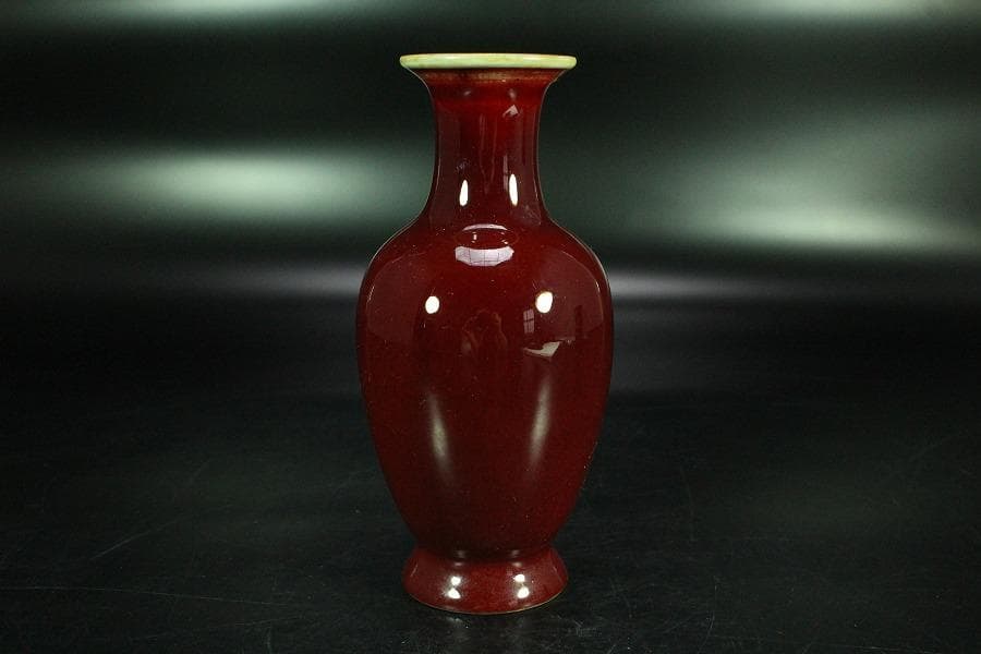 中国美術 赤い 花瓶 高16.5cm(K-YC475)