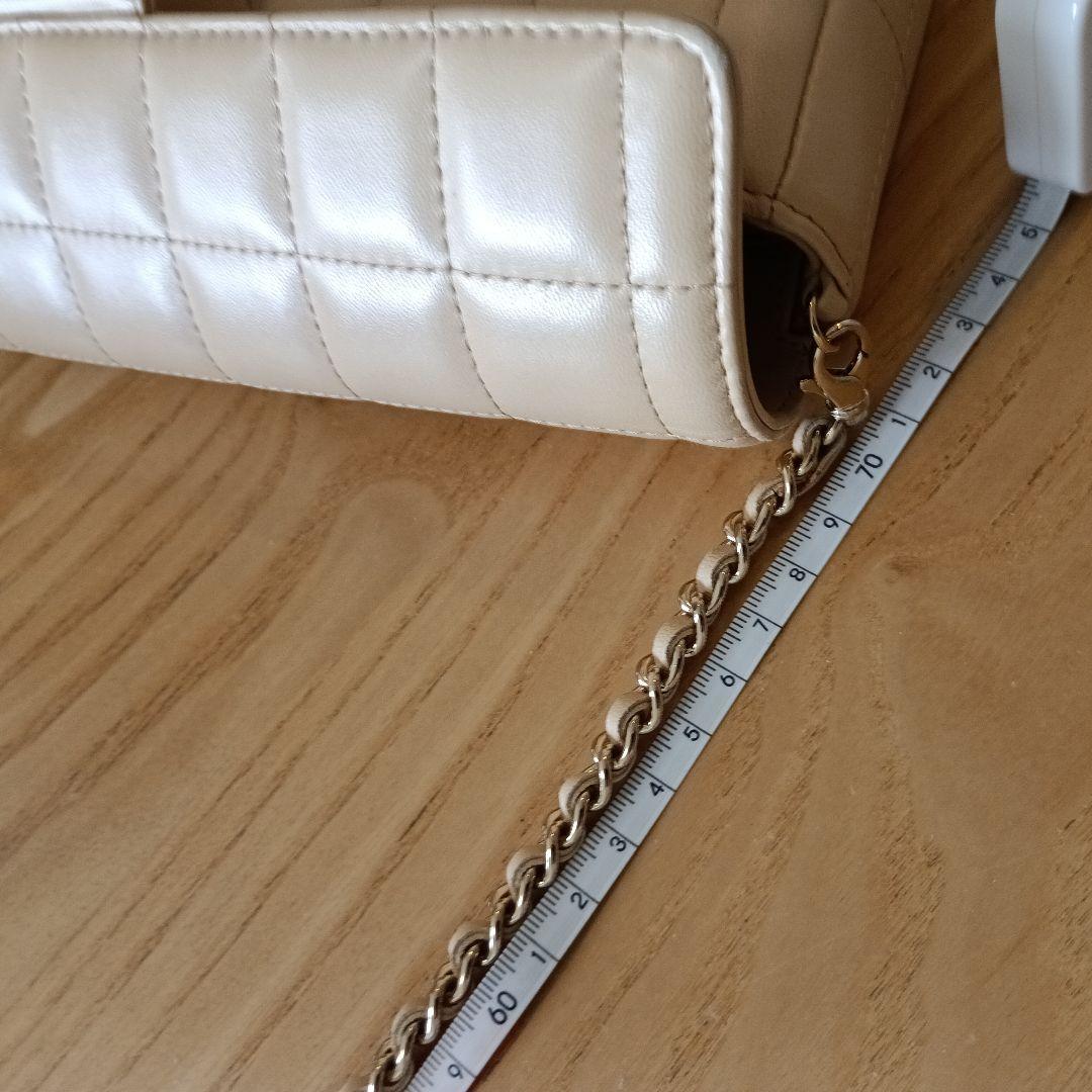 美品です CHANEL シャネル チョコバー チェーンショルダーバッグ ベージュ