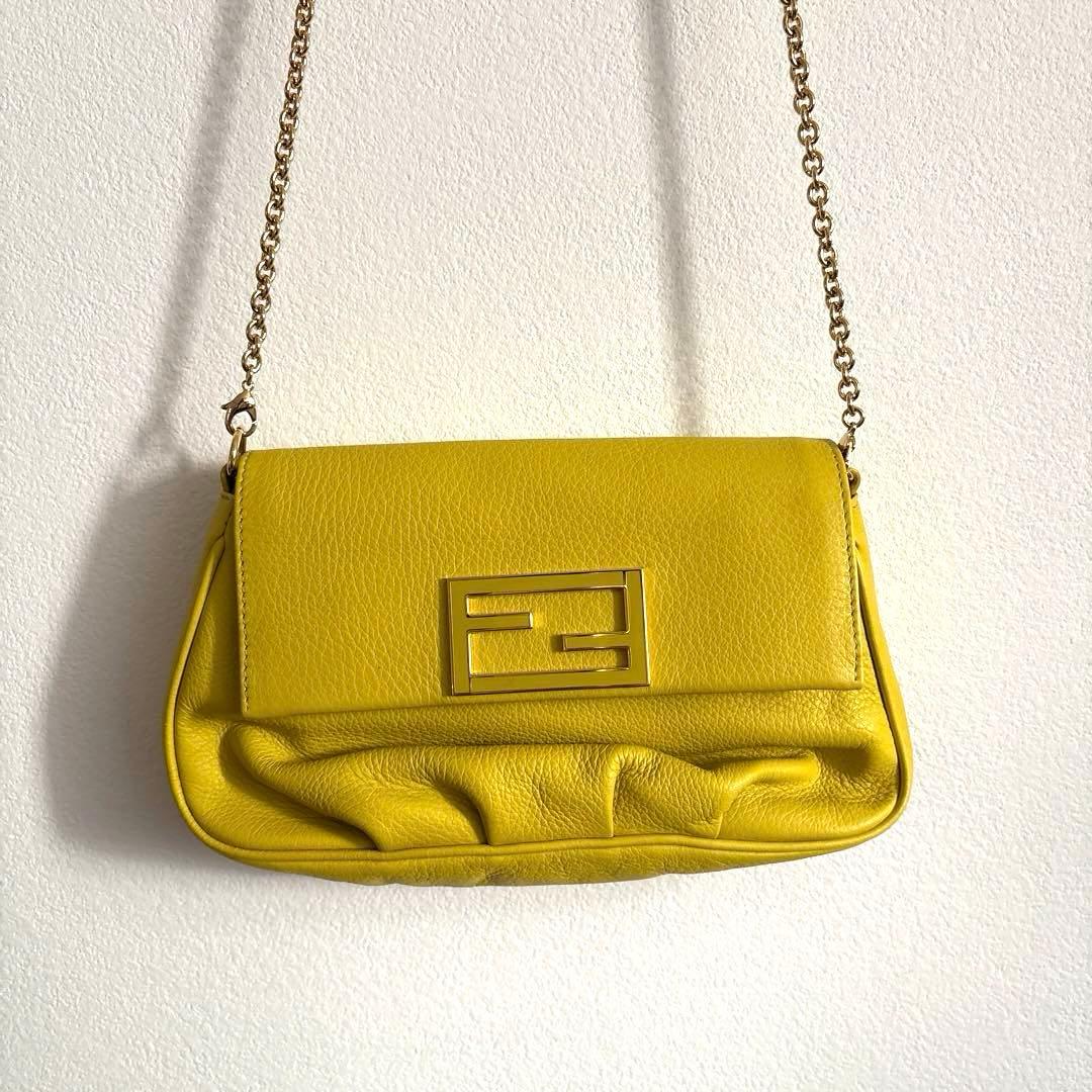 【美品】FENDI バック　チェーン　黄色　ショルダーバック