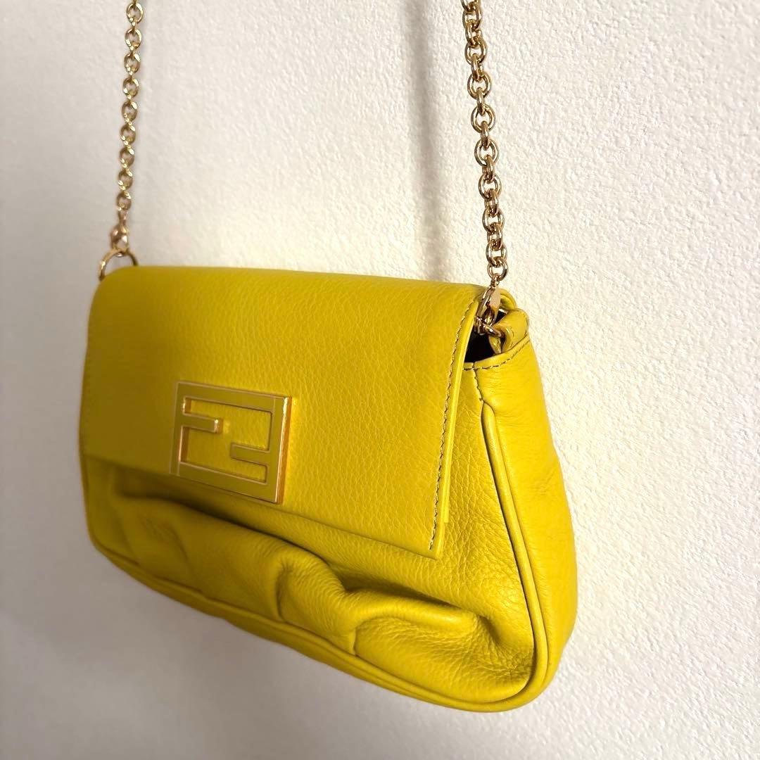 【美品】FENDI バック　チェーン　黄色　ショルダーバック