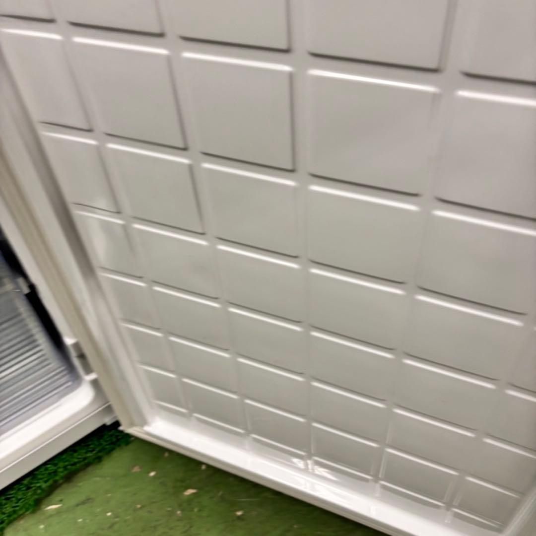 555 SHARP 大きめサイズ　冷蔵庫　310L 300L強　一人暮らし　小型