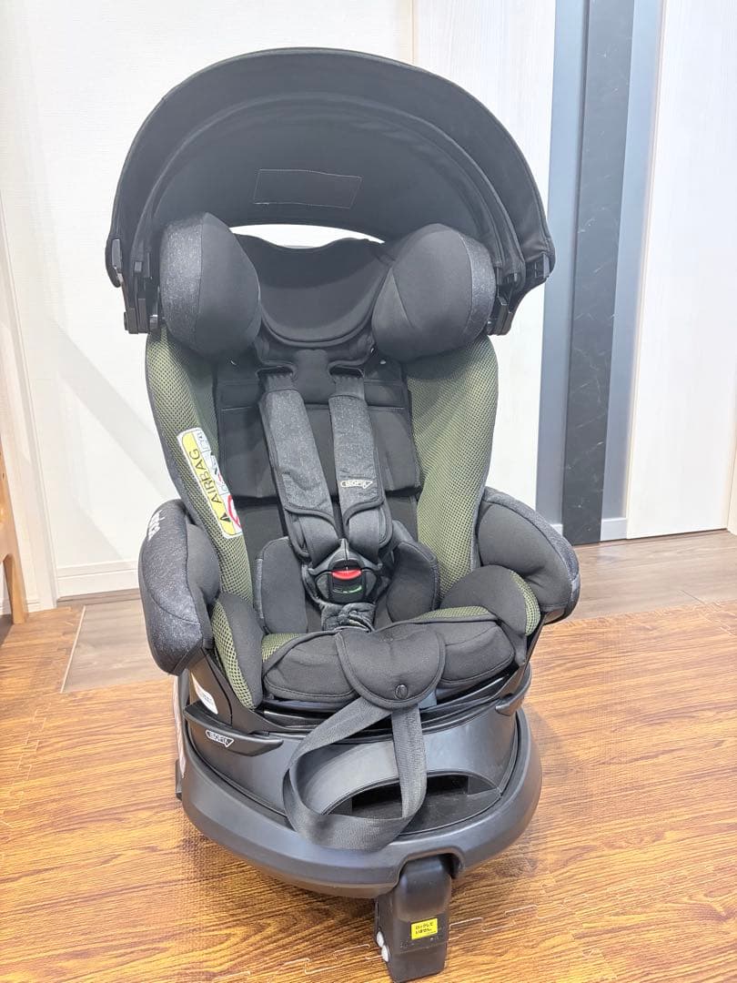 アップリカ フラディアグロウ　ISOFIX チャイルドシート