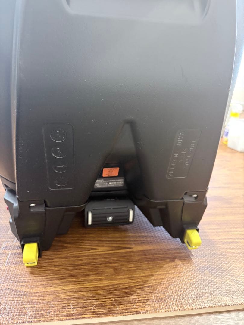 アップリカ フラディアグロウ　ISOFIX チャイルドシート