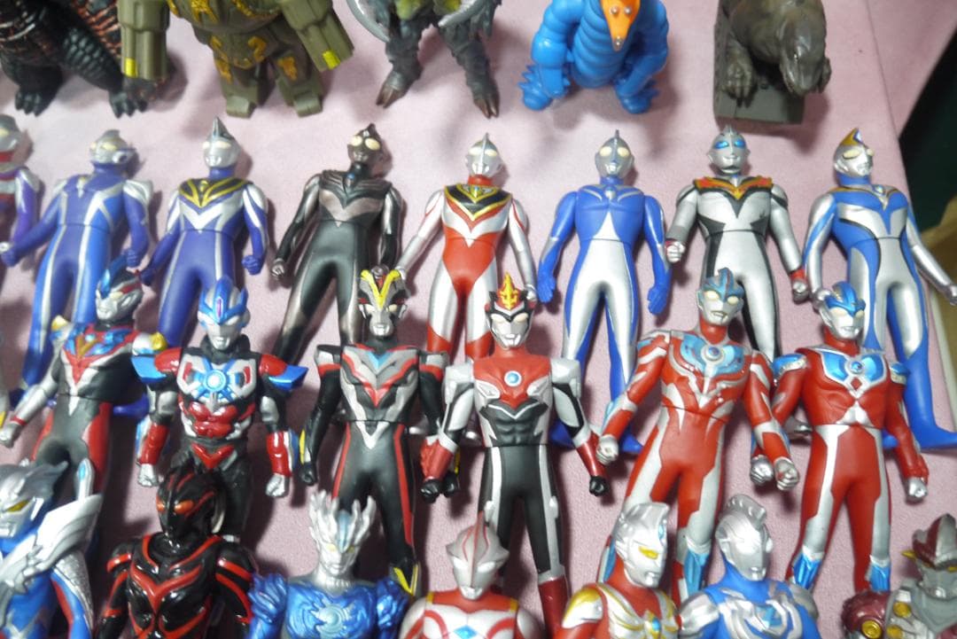 ウルトラヒーローシリーズ500　ウルトラ怪獣シリーズ500　ソフビ　101体