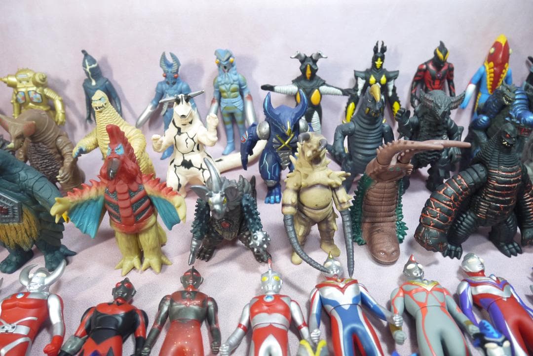 ウルトラヒーローシリーズ500　ウルトラ怪獣シリーズ500　ソフビ　101体